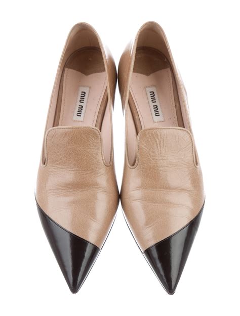 miu miu pointed flats